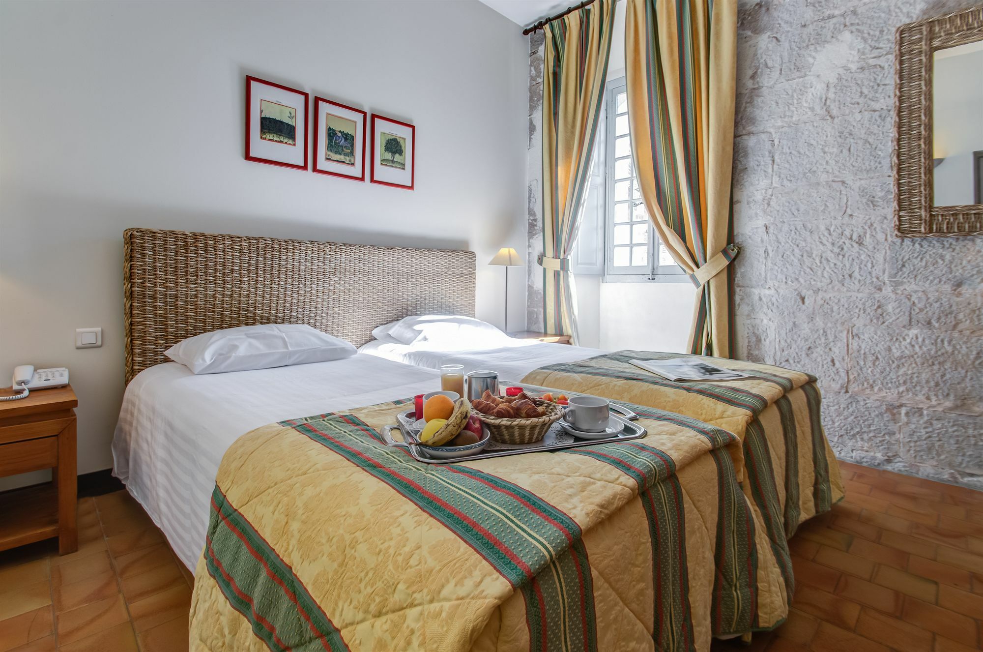 Hotel Le Couvent Royal Saint-Maximin-la-Sainte-Baume Exterior photo